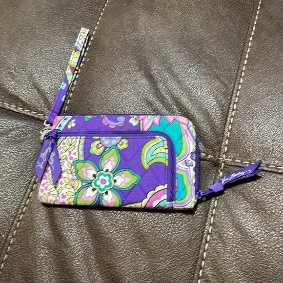 Vera Bradley Wristlet - Picture 2 of 5